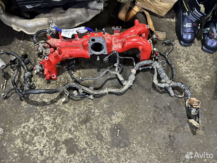 Впускной коллектор subaru impreza gc8 sti