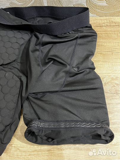 Компрессионные шорты с защитой