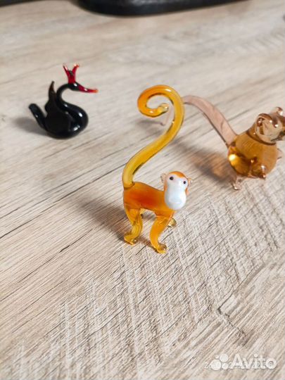 Стеклянные фигурки