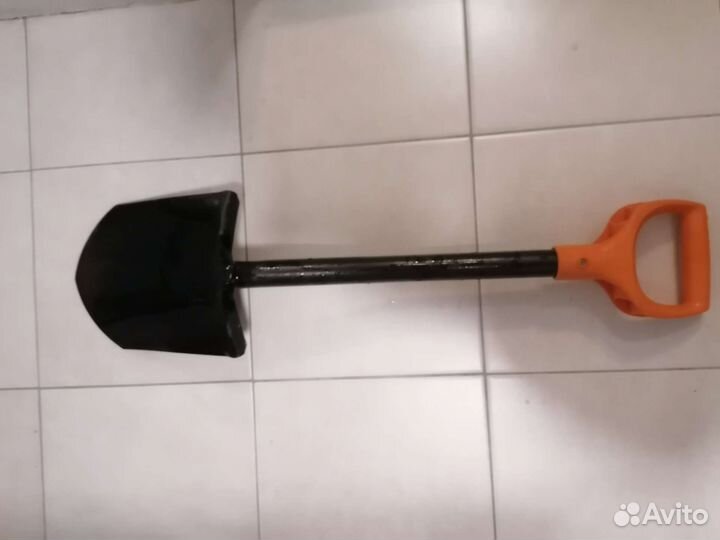 Лопата штыковая fiskars