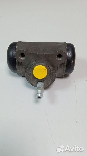 Цилиндр тормозной MB100