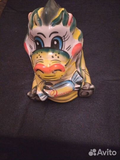 Баночка дракон