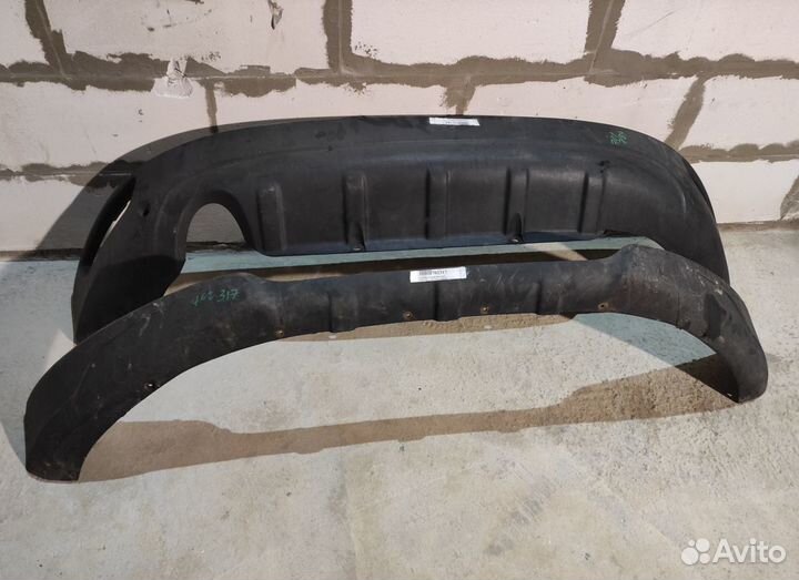 Спойлер заднего бампера Volvo XC6зазаднего