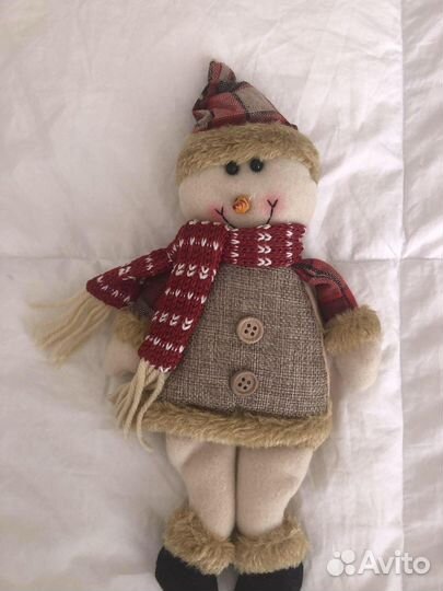 Игрушка снеговик