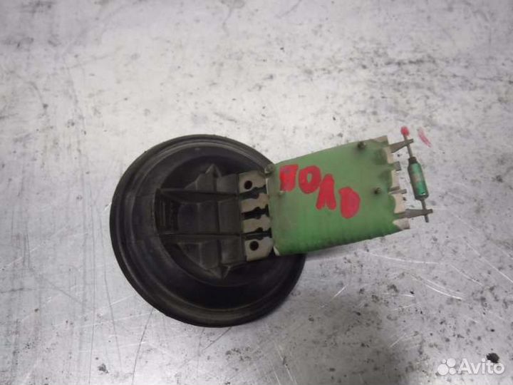 Резистор отопителя Volkswagen Polo хэтчбек BUD