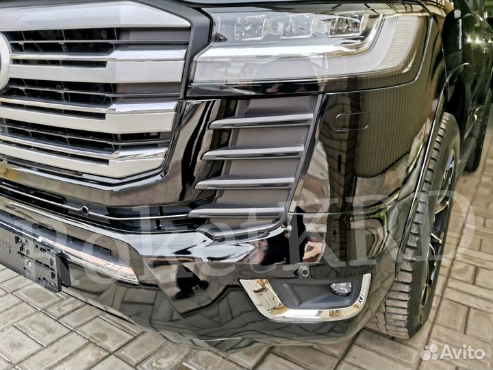 Рестайлинг Toyota Land Cruiser 200