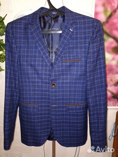 Пиджак с брюками