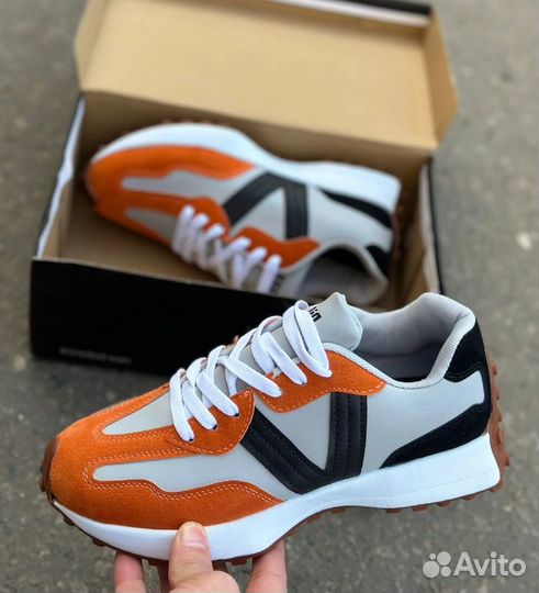 Кроссовки женские новые 35-40 размер