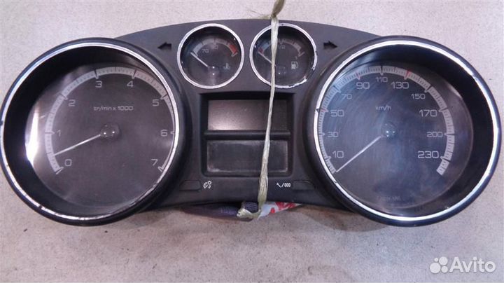 Панель приборов Peugeot 308 1 2007-2013