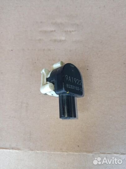 Датчик положения кузова Toyota RAV4