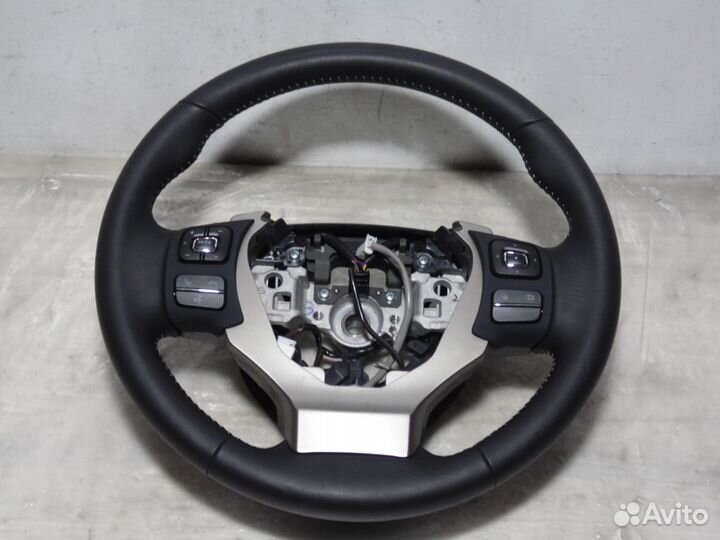 Рулевое колесо Лексус IS RC NX