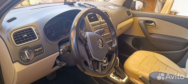 Volkswagen Polo 1.6 AT, 2016, 115 300 км с пробегом, цена 1400000 руб.