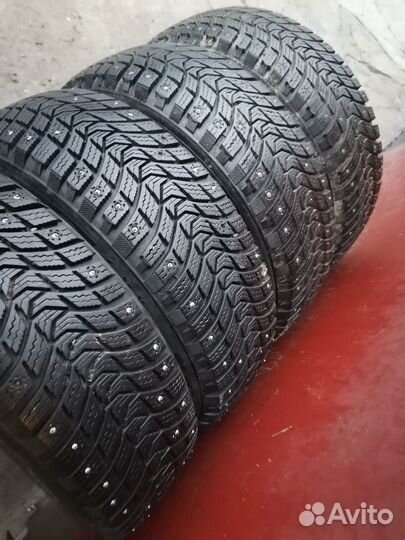 Michelin X-Ice North 3 185/65 R15 92T
