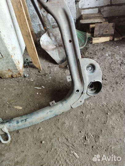 Подрамник kia ceed 1 передний