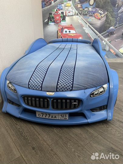 Детская кровать-машина