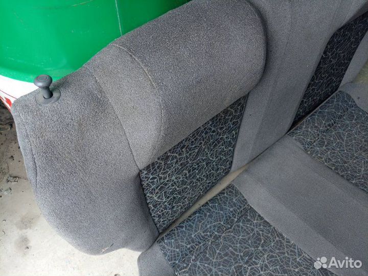 Сиденья задние Chevrolet Lanos T150 A15SMS 2009