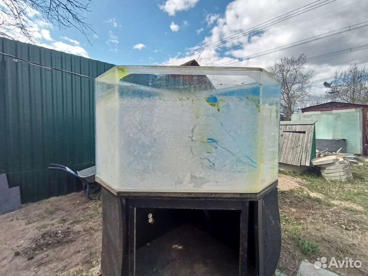 Продам аквариумы, цены снизил