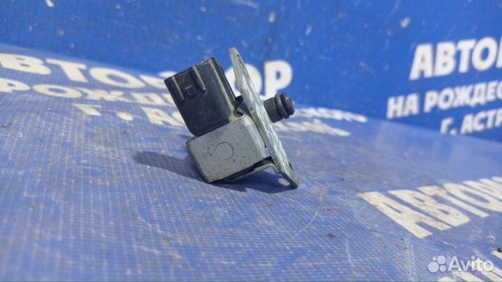 Клапан электромагнитный Nissan Qashqai кроссовер
