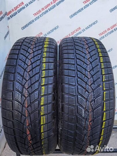 Goodyear UltraGrip Performance 235/55 R19 105V