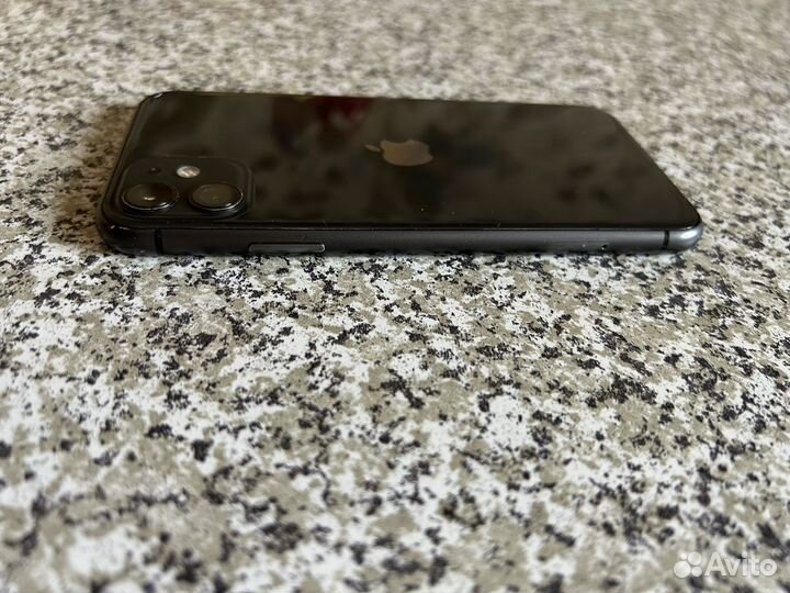 iPhone 11 64GB