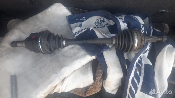 Привод передний левый