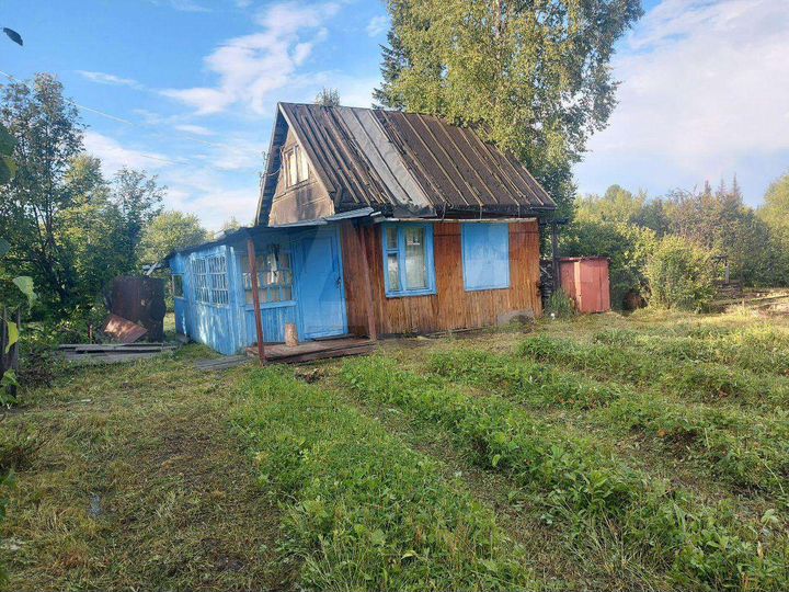 Дом 30 м² на участке 10 сот.