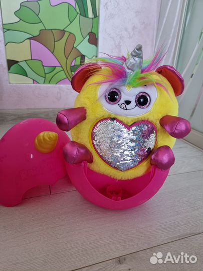 Большое яйцо с игрушкой Rainbocorns