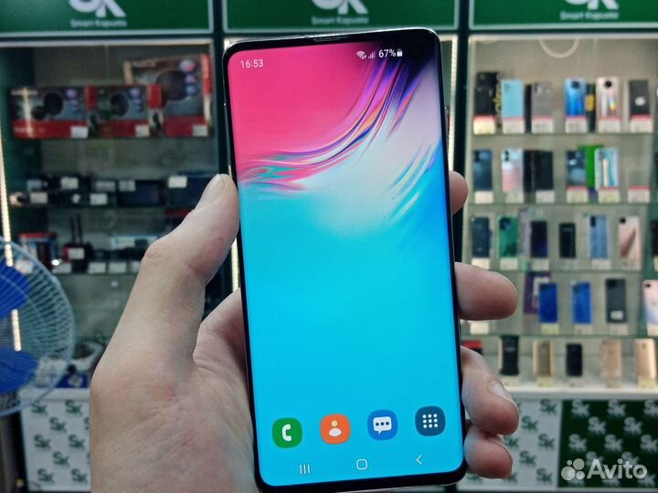 Samsung Galaxy S10, 8/128 ГБ