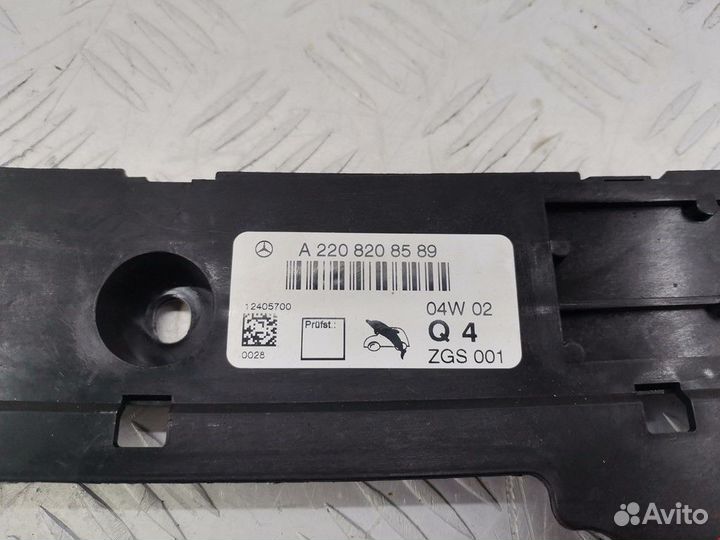 Антенна Mercedes-Benz S-Класс W220 рест. 2004