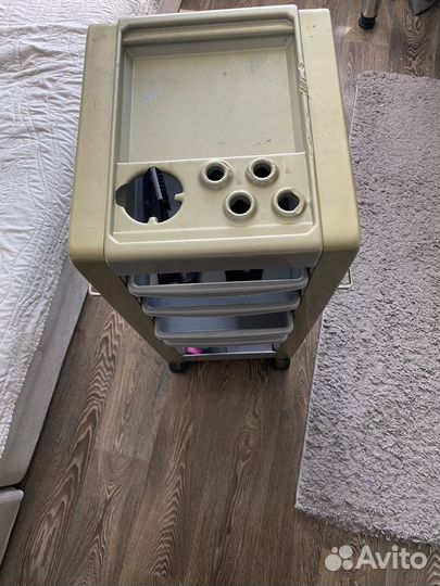 Тележка парикмахерская бу