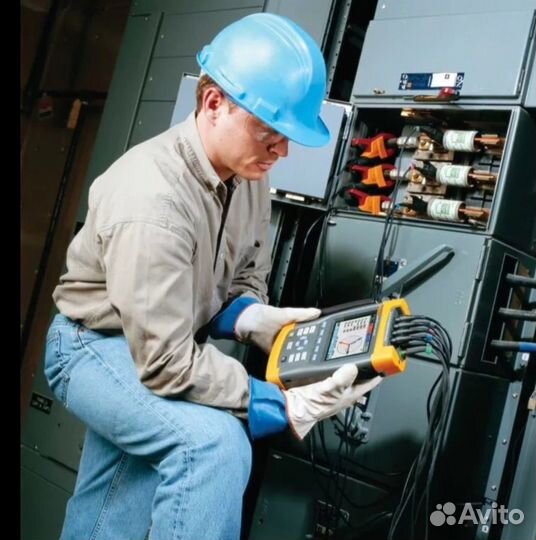 Специалист по лифтам