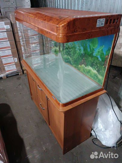 Аквариум на 210 л с тумбой и с фильтром