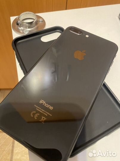 iPhone 8plus 64gb