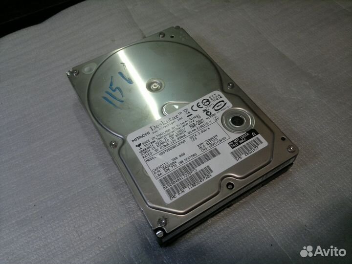 Hitachi Deskstar E7K500 HDS725050KLA360 500 Гб