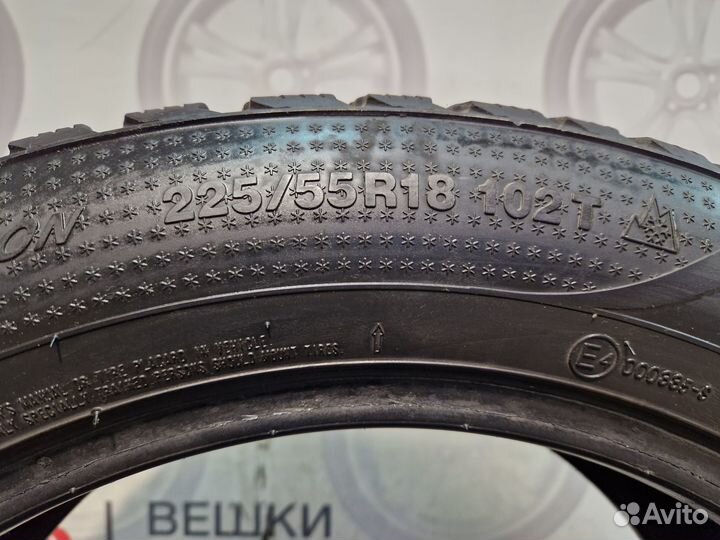 Kumho I'Zen RV Stud KC16 225/55 R18