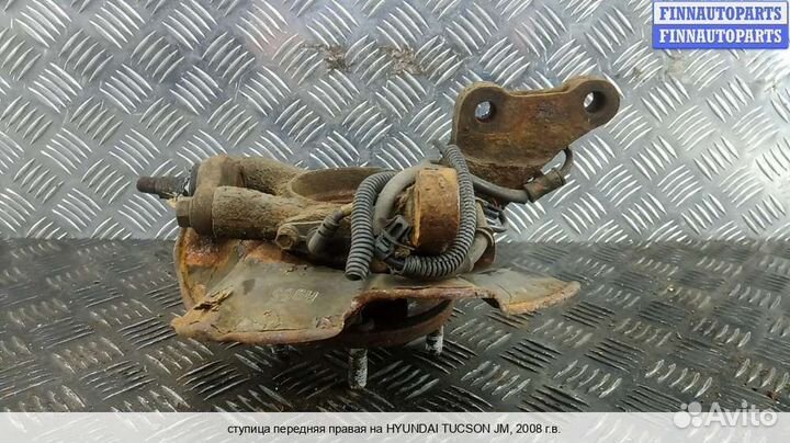 Кулак перед/право Hyundai Tucson I (JM), 2008 Дизель