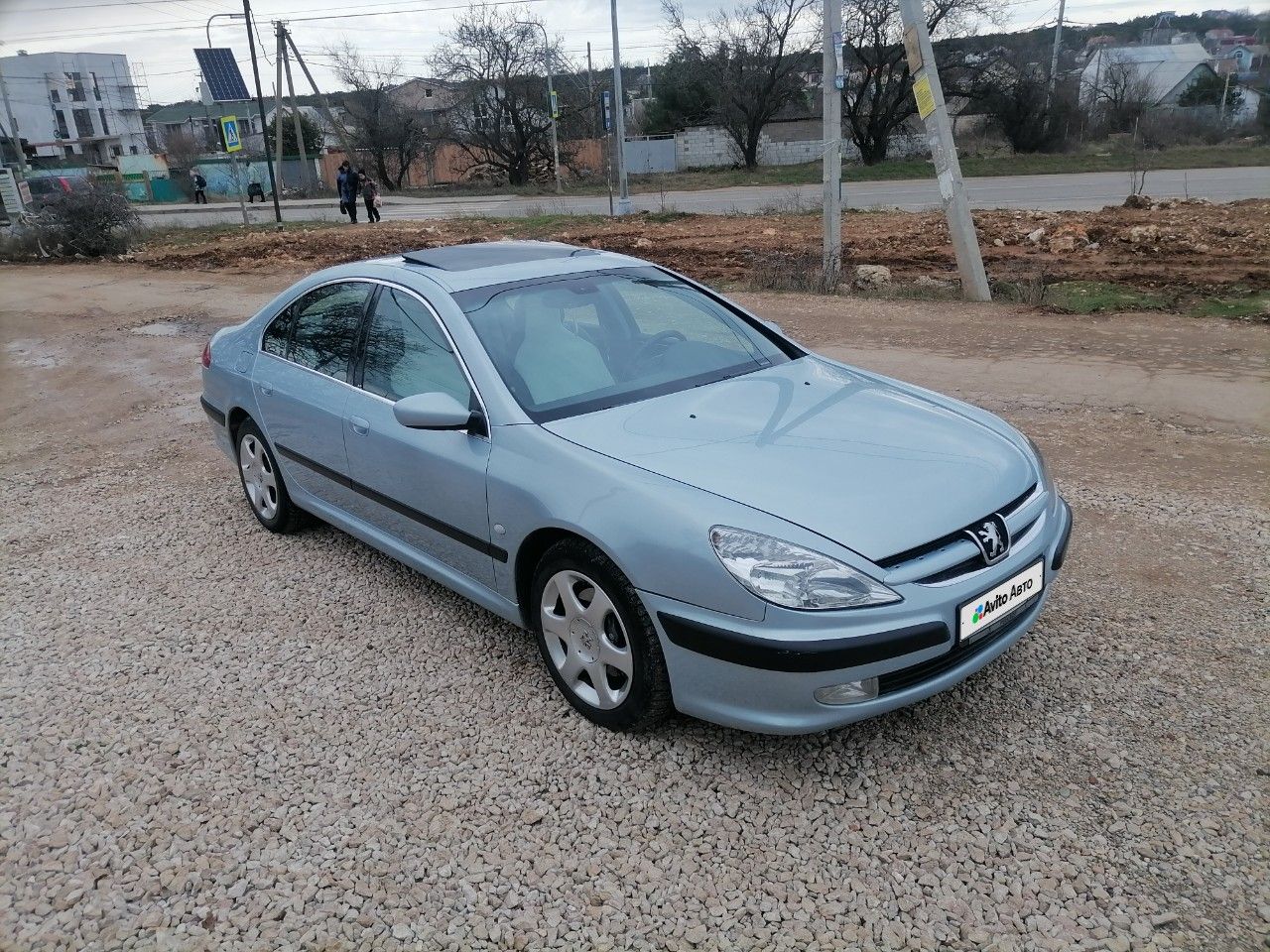 Peugeot 607