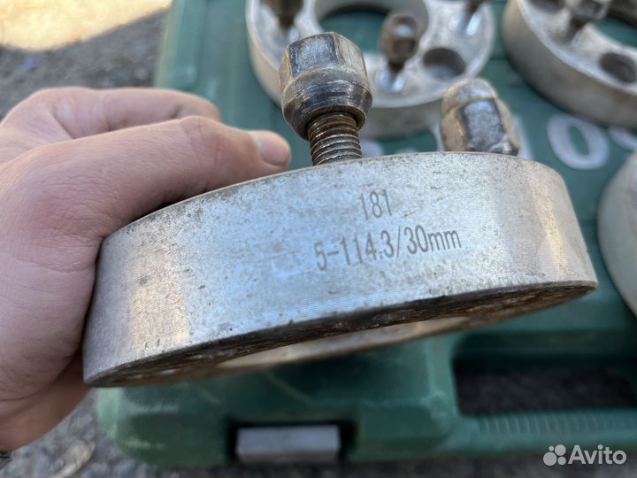 Проставки колесные 5х114 3