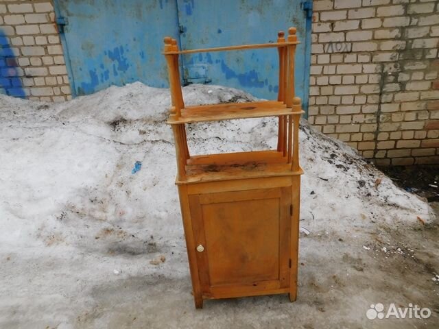 Этажерка период СССР 50 г. 20 века в интерьер