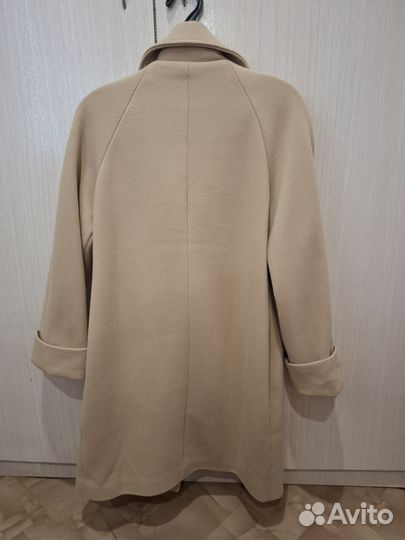 Пальто демисезонное новое 44 46