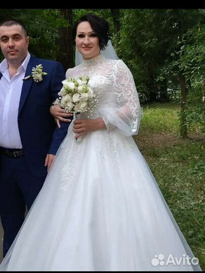 Свадебное платье