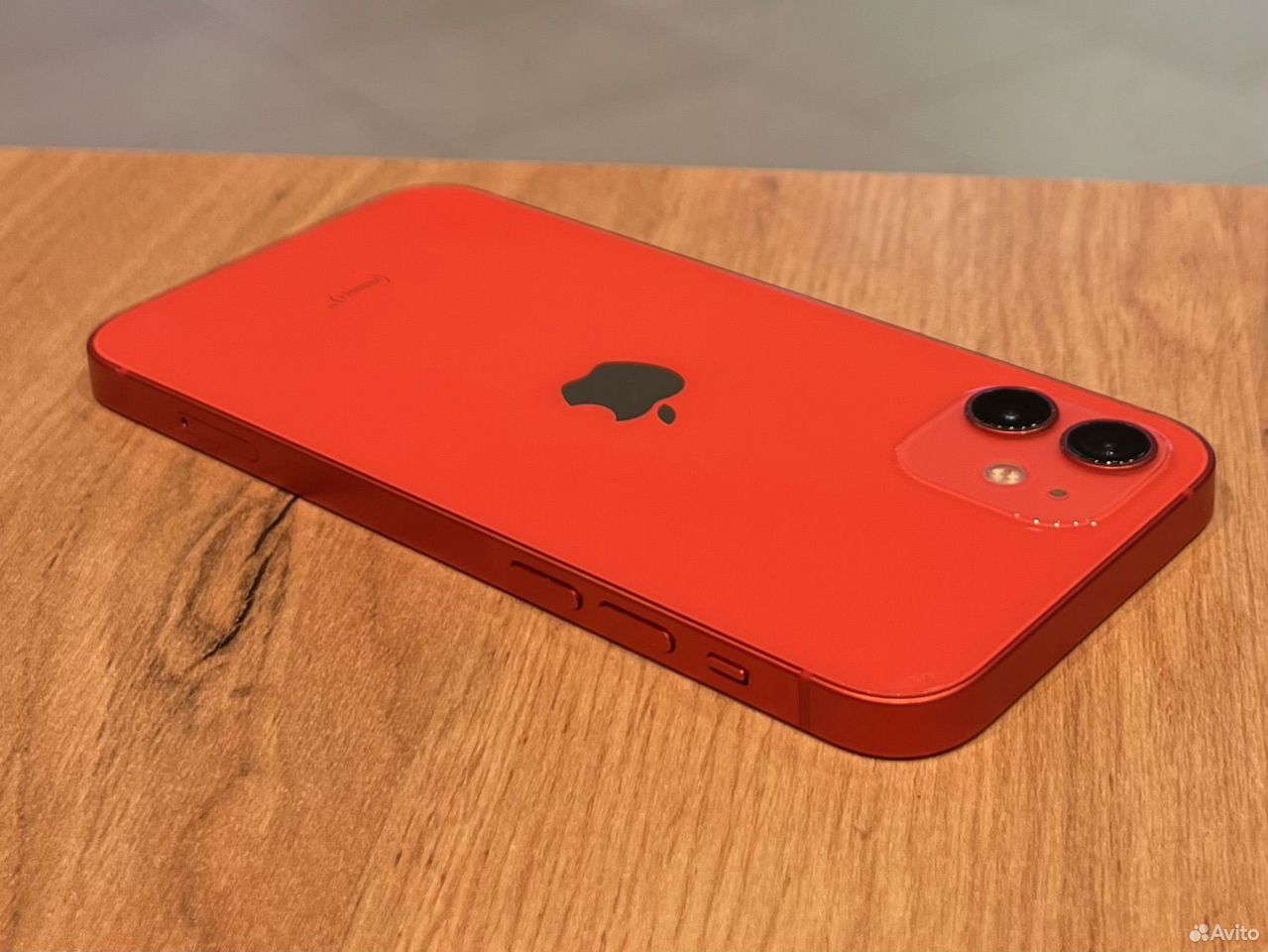 iPhone 12, 64 ГБ, SIM + eSIM