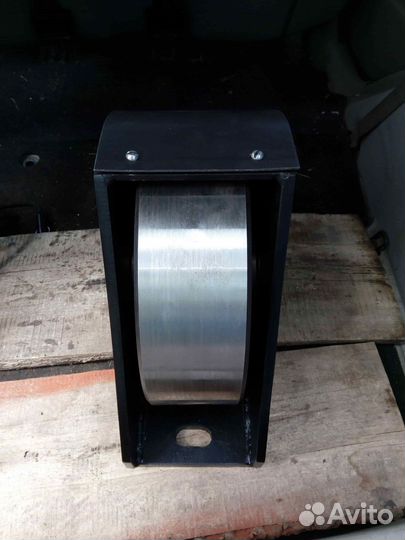 Ролик на автобетоносмеситель