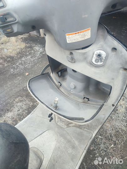 Скутер Honda Lead AF48