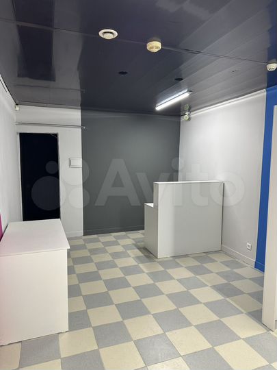Торговая площадь, 60 м²
