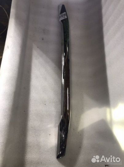 Хром крышки багажника Mitsubishi Pajero Sport 3