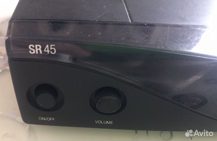 Радиосистема AKG Sr45 с микрофоном ht45