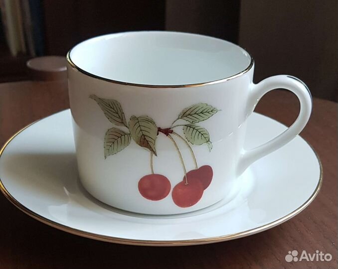 Чайная пара (чашка+блюдце) Royal Worcester, Англия