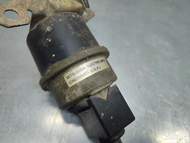 Клапан вакуумный Mitsubishi Eclipse 1G 1992 г.в