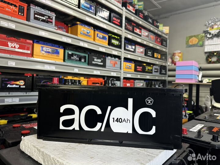 Аккумулятор грузовой AC/DC 140 Ач 900 А рос конус